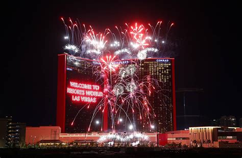 ‘magnificent ‘phenomenal Resorts World Las Vegas Opens On The Strip