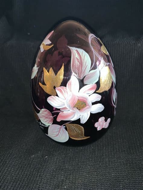 Here Is A Large Beautiful Hand Painted Fenton Art Glass Egg It Is Signed By Artist D Anderson