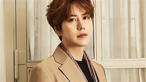 So, his left ear has a little less hearing. Kyuhyun Shares What Fellow Super Junior Members Told Him ...