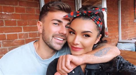 The Challenges Kailah Casillas Engaged To Love Islands Sam Bird As
