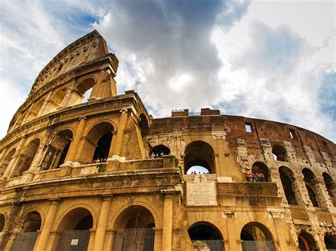 Best of Rome Tour with Colosseum | Walks of Italy