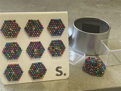 Speks Spectrum Rainbow Magnetic Balls — Metal Fidgets