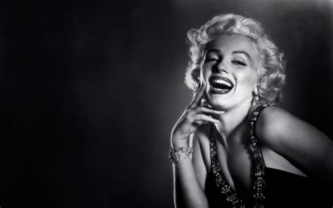 Download, share or upload your own one! Marilyn Monroe Wallpapers - Wallpaper Cave