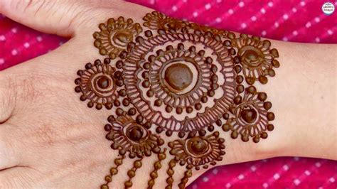 So inspire your hands and feet with these gorgeous. Gol Tikki Mehndi Designs For Back Hand Images - Simple Back Hand Arabic Henna Designs Gol Tikki ...
