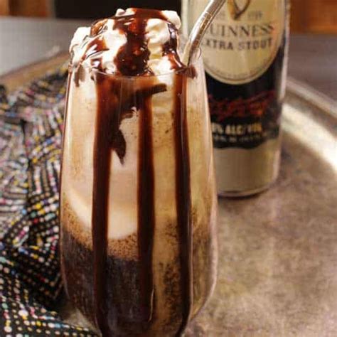 A Refreshing Guinness Float Recipe Made With Guinness Beer And Ice