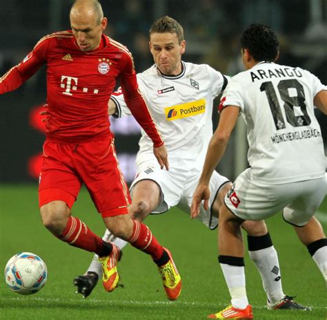 We did not find results for: Fussball-Bundesliga: Neuers Patzer leitet Bayern-Pleite in ...