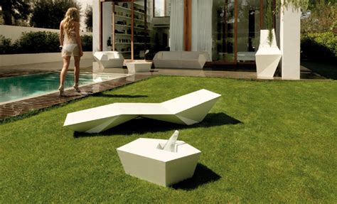 Make the most out of your deck or a patio is just a yard without patio furniture. Interior Design Marbella | MODERN DESIGNER OUTDOOR FURNITURE