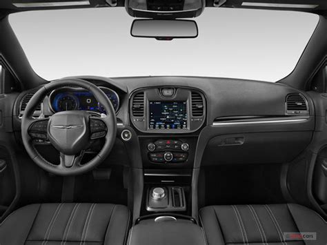 2023 Chrysler 300 247 Interior Photos Us News