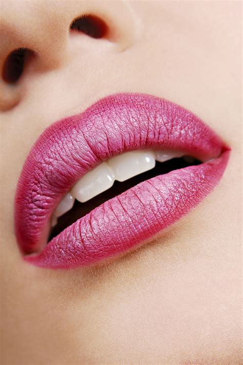 Smokin Hot Lipstick Colors For Fair Skin You Ve Been Longing For