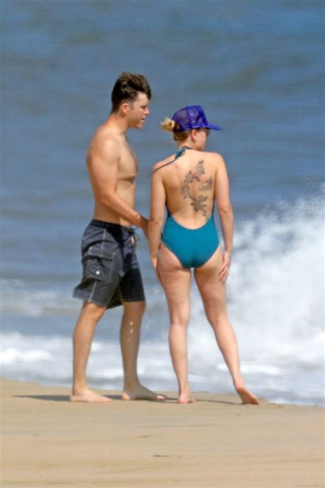 Scarlett Johansson In Swimsuit At A Beach In New York