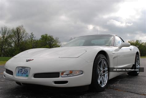 2001 Speedway White Z06 Corvette