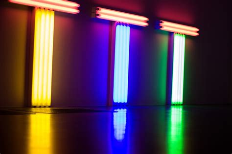 From wikipedia, here are the color temperatures of some typical light sources: fluorescent lights | Fluorescent light, Blog photography ...