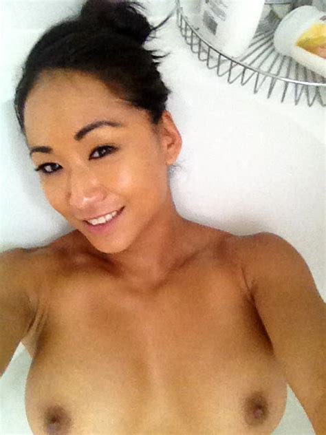 Gail Kim Robert Irvine Leaked Nude Private Photos