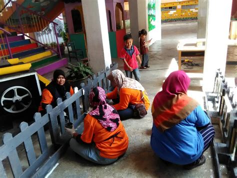 Now take the kata kerja test in english. Blog Unit PPDa SK Seri Kundang: GERAK KERJA 5