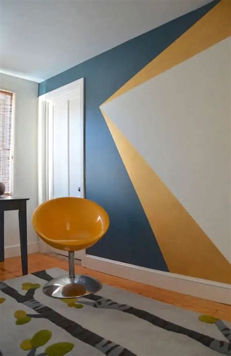 32 Creative Geometric Wall Paint To Lift Up Your Room Decor