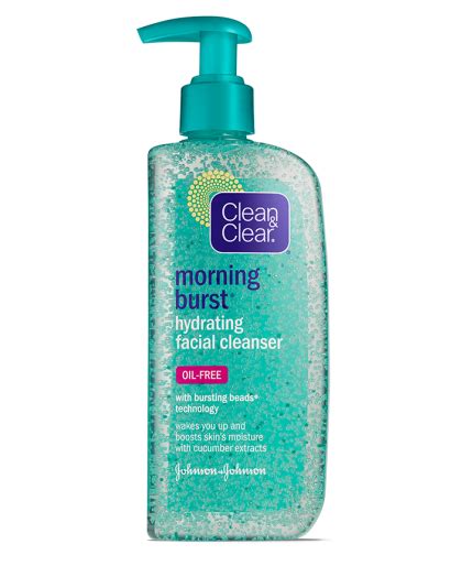 Should you cleanse or exfoliate first? MORNING BURST® Hydrating Facial Cleanser | CLEAN & CLEAR®