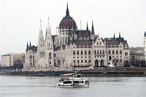 Magyarország) is an eu member state featuring a gorgeous capital city, budapest, and the largest lake in central europe, balaton. Budapest - the go-to city for entrepreneurs - Daily News ...
