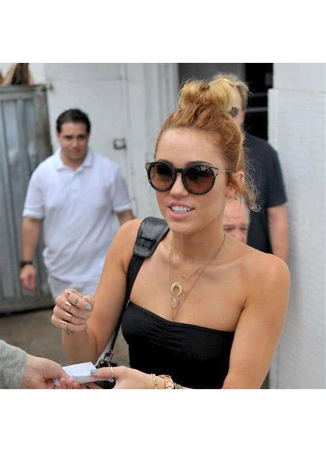 miley cyrus style oversized round sunglasses look at you pretty people beautiful people miley