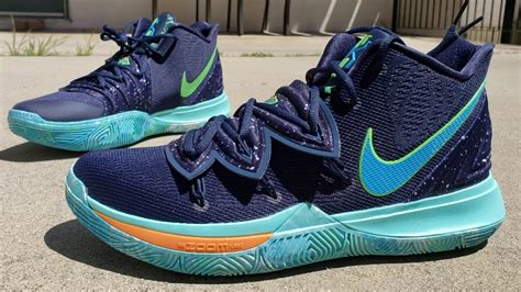 Alibaba.com offers 1,691 kyrie irving products. KYRIE IRVING'S NIKE KYRIE 5 'UFO' DETAILED SNEAKER REVIEW ...