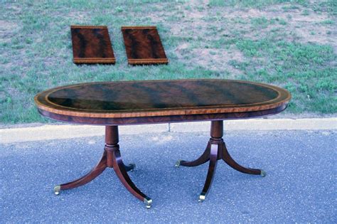 Formal Oval Inlaid Mahogany Dining Table With Leaves