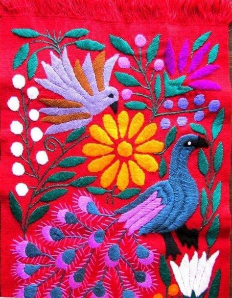 Pin By Sadye Sagov On Bordados Mexican Embroidery Folk Embroidery