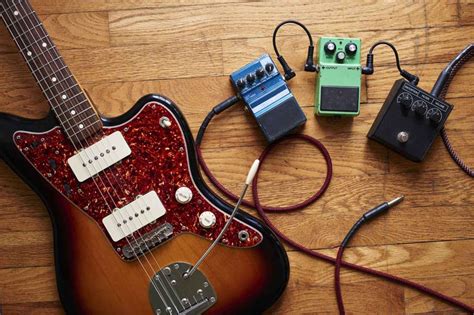 15 Essential Guitar Effects Pedals - 42 West, the Adorama Learning Center gambar png