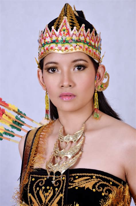 Anindya Kusuma Putri Di Miss Universe Biografi Profil Biodata