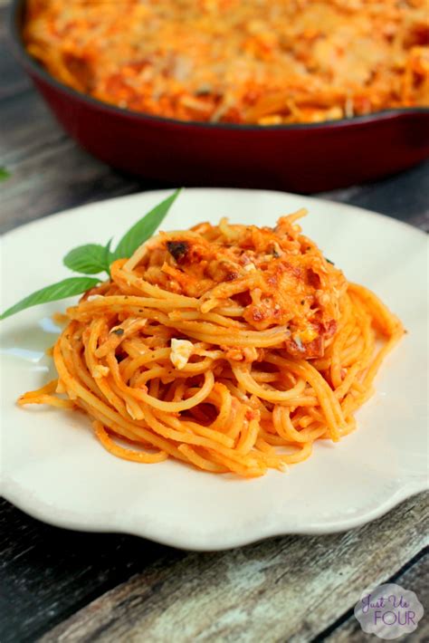 Three Cheese Baked Spaghetti A Yummy Baked Spaghetti Recipe