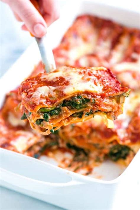 Healthier Spinach Lasagna With Mushrooms