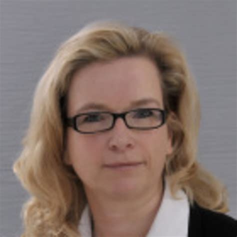 Monika Eine Bilanzbuchhalterin Bnp Paribas Lease Group Sa Zweigniederlassung Deutschland