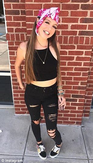 Instagram Star Woah Vicky From Georgia Claims She S Black Daily Mail Online