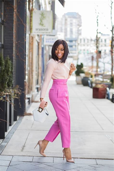 A Chic Way To Wear Pink For Valentine S Day Jadore Fashion Work Outfits Women Fashion