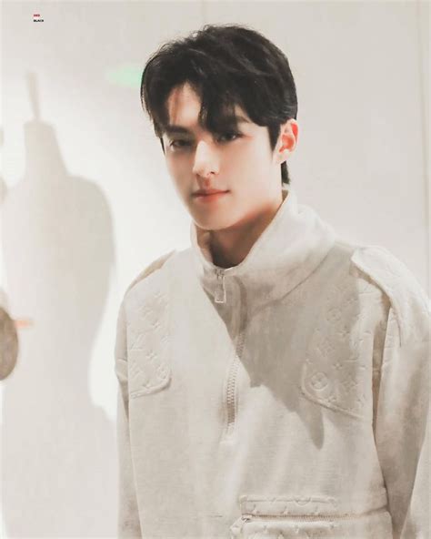 If he does, people will clearly see the connection between him and the brand. Dylan Wang Fanbase on Instagram: "Update 8.01.2019 Didi ...