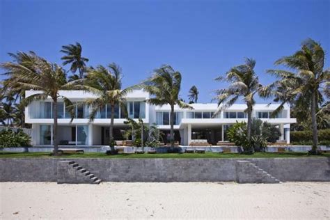 Private Beach Villas Offer Spectacular Ocean Views And Luxurious