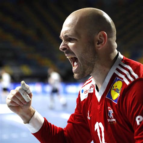 Between 2016 and 2019, the eighth series (while remaining valid) was being replaced by the ninth series. Mondial 2021 de handball : au cœur de ce France-Suisse