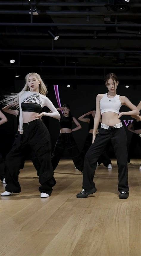 blackpink pink venom dance practice video in 2022 dance outfits practice dance practice