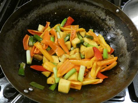 Mango Pork Stir Fry | OlverIndulgence