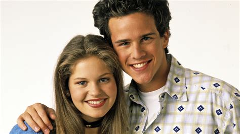 Candace Cameron Bure Kisses Fuller House Co Star Scott Weinger In Cute Photo