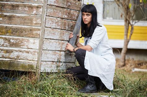 Home And Away Star Jessica Falkholt Bid Farewell By Hundreds Of