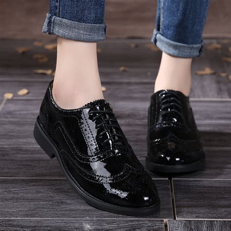 2016 Genuine Leather Women Shoes Brogues Lace Up Flat Heels Round Toe
