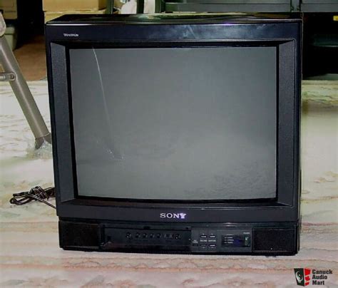 Sony Trinitron Color TV Model KV 20TS20 For Sale Canuck Audio Mart