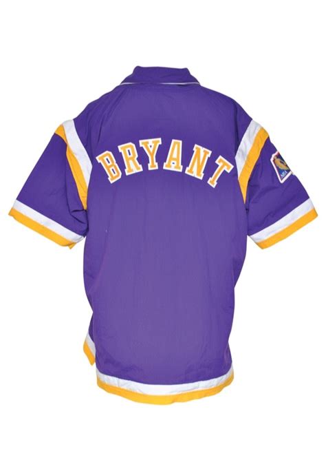 Kobe bryant is very good!!! Lot Detail - 1996-97 Kobe Bryant Rookie Los Angeles Lakers ...