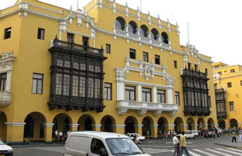 Plaza De Armas De Lima En Lima 90 Opiniones Y 219 Fotos