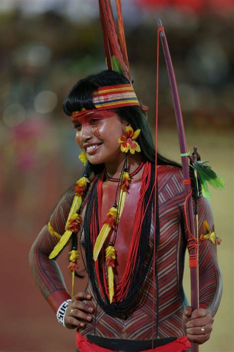 Tipo De Vestuario Indigena Ensino