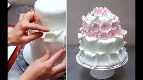 How To Make A Cake With Fondant Decorations Cake Walls