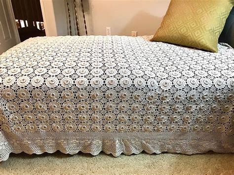 Antique Twin Bed Coverlet Bedspread Hand Crocheted Intricate Etsy