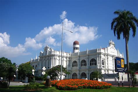 The museum is divided into galleries which are dedicated to penang's historical communities and historical event that took place in the past. Penang State Museum & Art Gallery - Georgetown Attractions