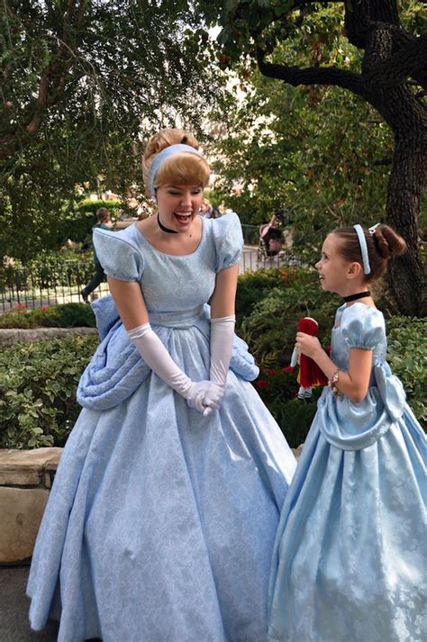 Mother Handmakes Amazing Disney Costumes For Daughter