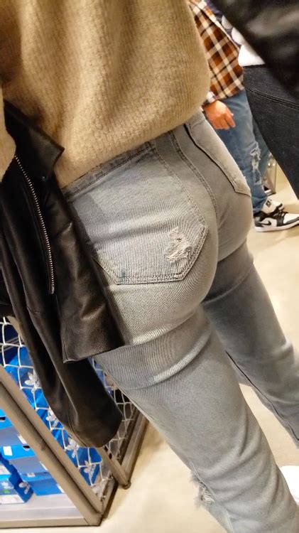 Perfect And Blonde Foreign Pawg Tight Jeans Forum
