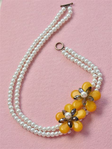 Beader Garden Elegant Two Strand Flower Pearl Beads Necklace Pearl